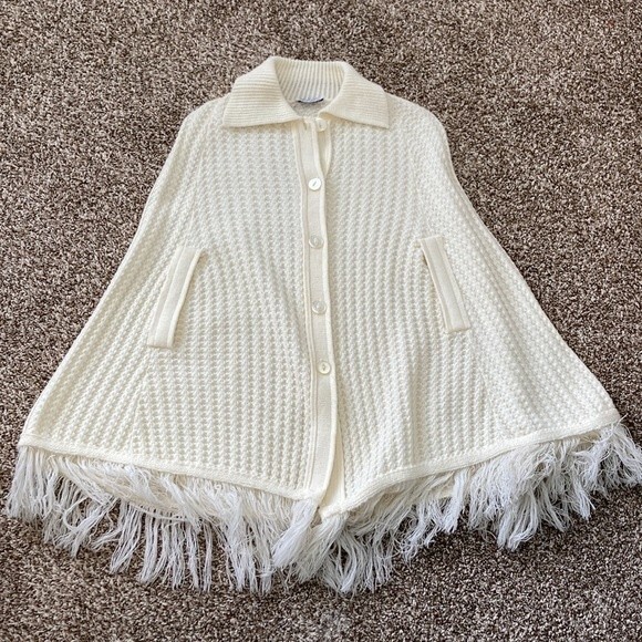 Vintage Julie Knitwear Cream Knit Poncho Fringe Sweater - Picture 7 of 9
